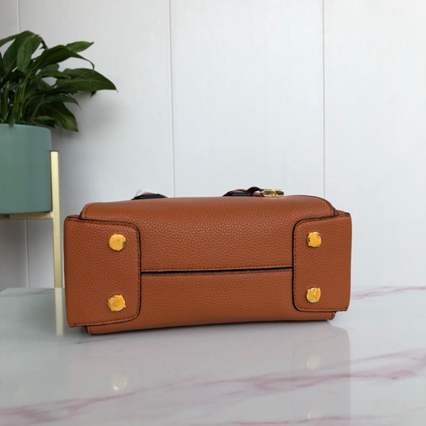 マイケルコースバッグ側面デザイン